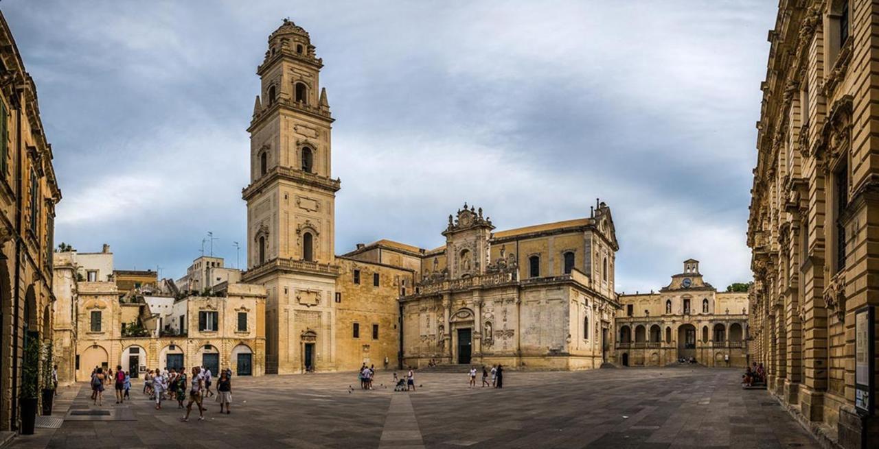 Ferrante D'Aragona Rooms Lecce Exteriér fotografie
