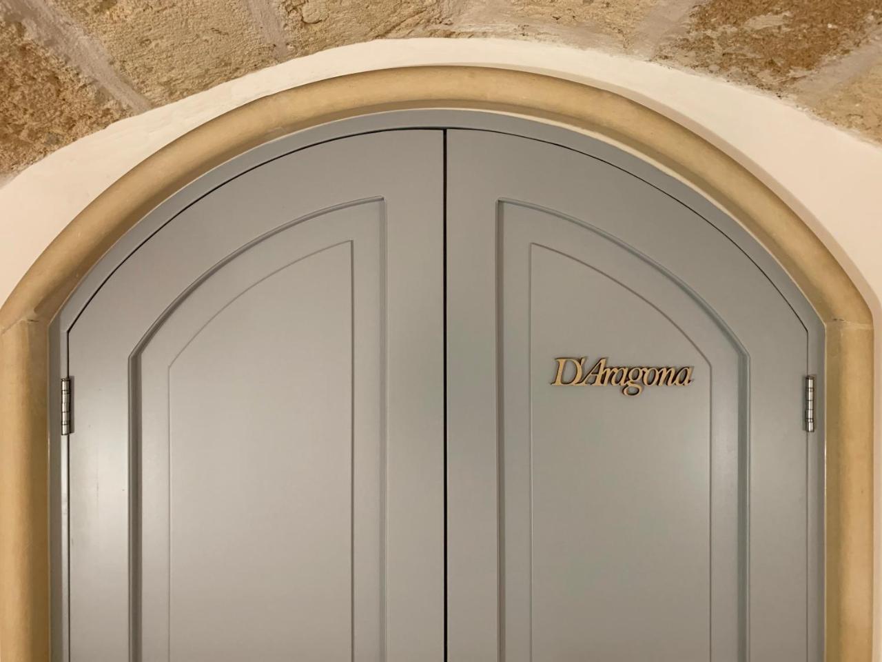 Ferrante D'Aragona Rooms Lecce Exteriér fotografie