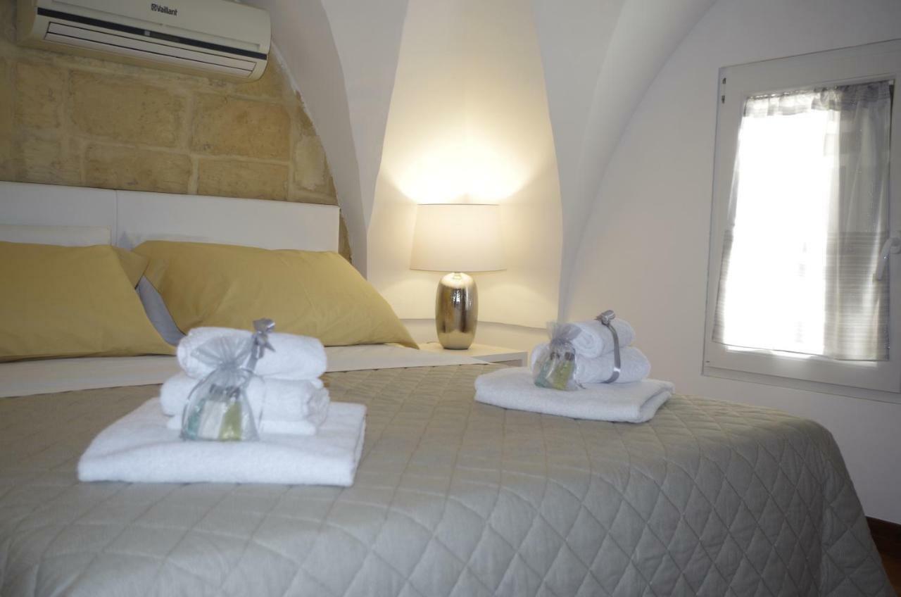 Ferrante D'Aragona Rooms Lecce Exteriér fotografie